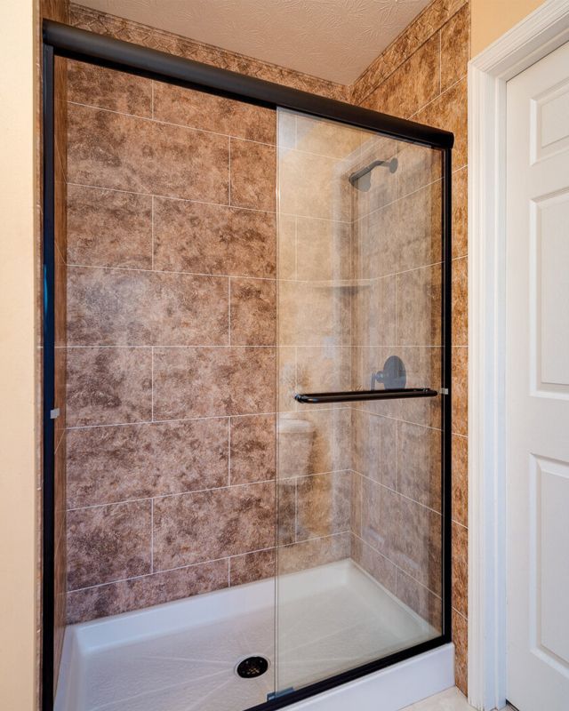 Benefits Of Bathtub Liner Installation For Quick Bathroom Refreshes